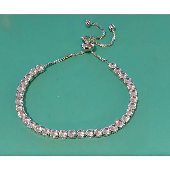 Gorgeous 8 Ct. Round Cut Sim Diamond Bolo Tennis Bracelet~18KWGP~New - Picture 1 of 5
